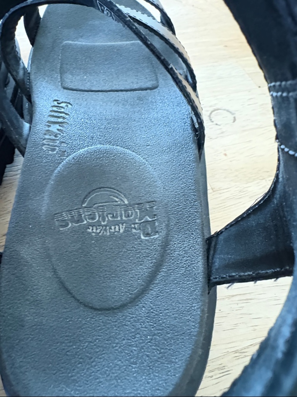 Dr. Martens Blaire Leather Sandals Women’s size 9 - Picture 5 of 6